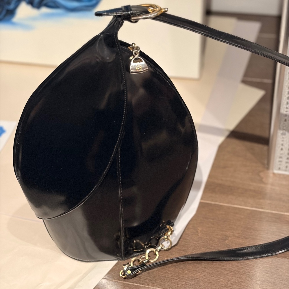 Fontanelli Tulip Bag – Black Patent Leather Italian Designer Purse